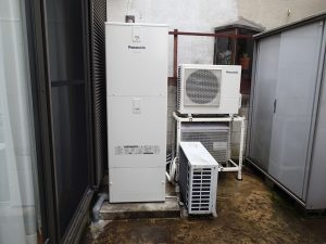 京都市　電気温水器からエコキュート取替工事
